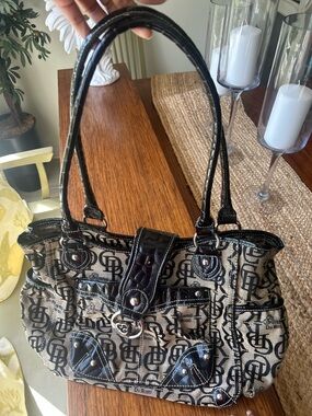 Designer-Inspired Shoulder Bag in Beige and Black